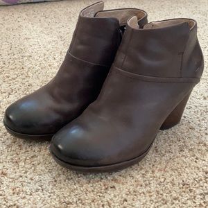Dansko Miley Booties Brown - size 38